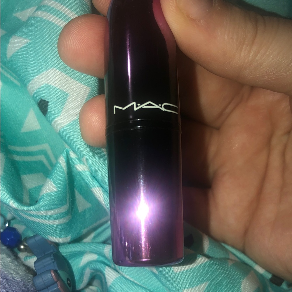 MAC Cosmetics Shiny Metallic Purple Lipstick Case